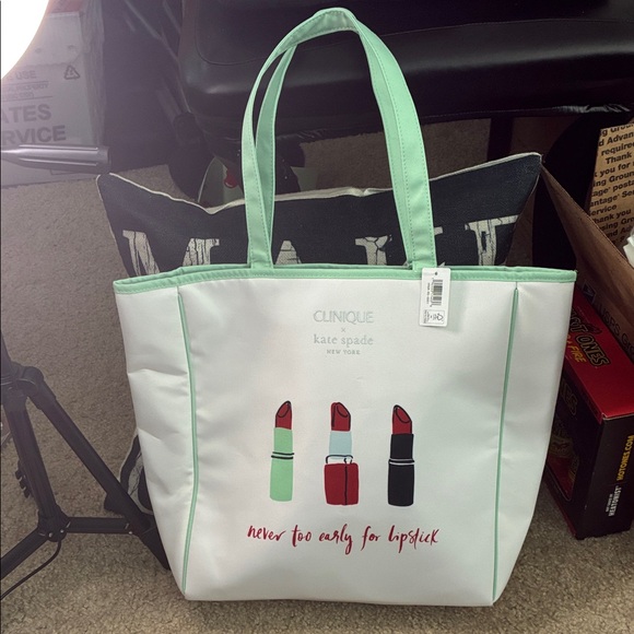 kate spade Handbags - Kate Spade White and Mint Lipstick Tote